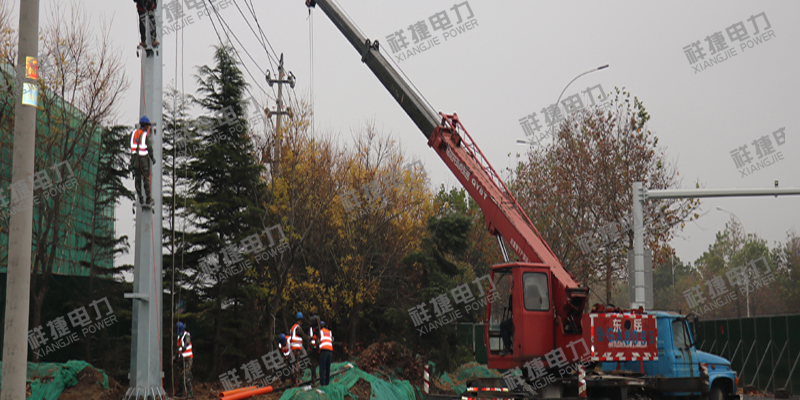 電力工程建設(shè)施工隊(duì).jpg